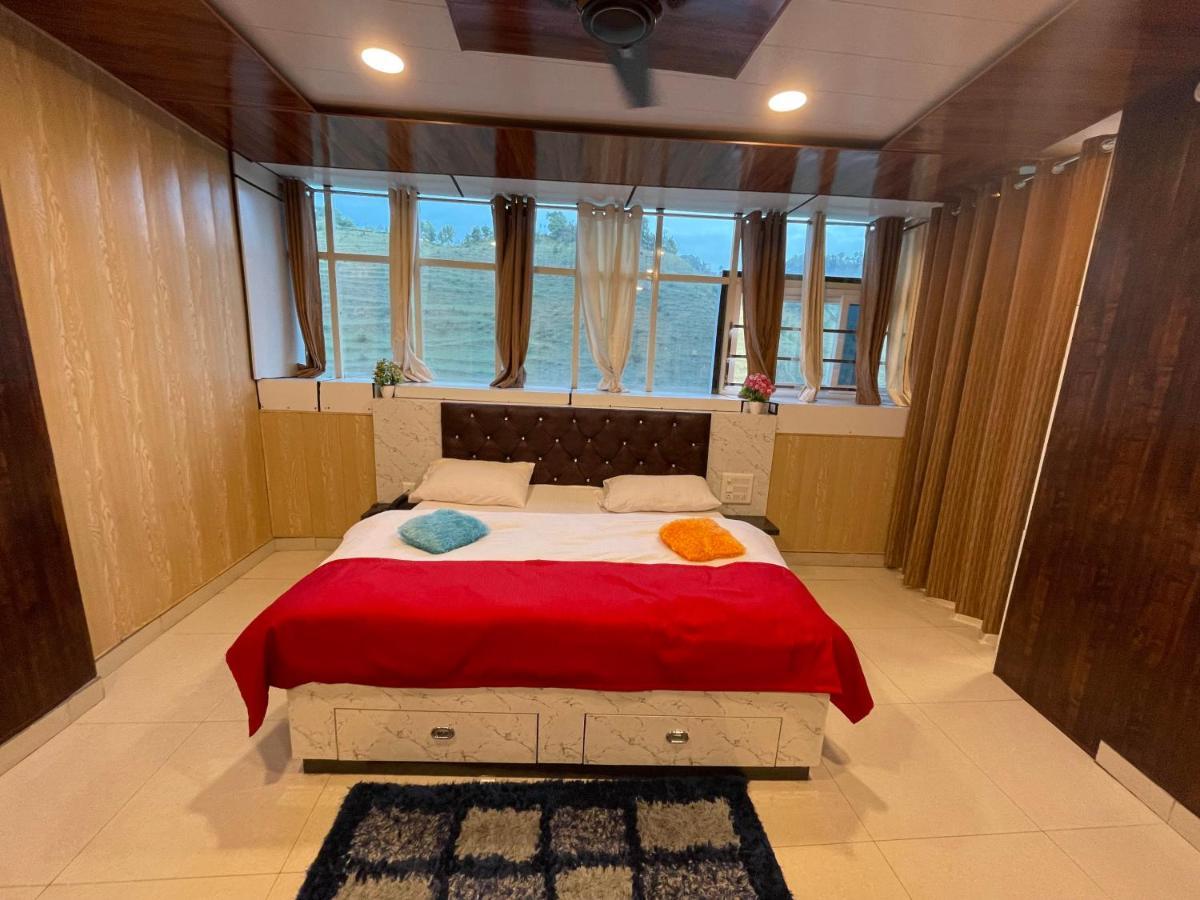 Jai Maa Bhagwati Hotel Pithorāgarh Eksteriør bilde